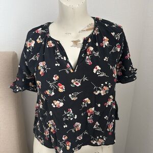 Madewell XSmall Floral V-Neck Short Sleeve Top - Black